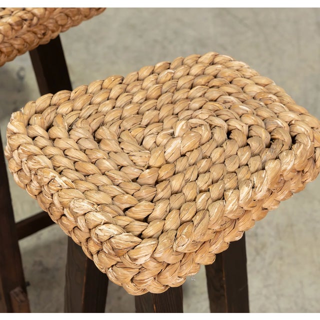 Set of 6 Vintage French Wood and Hemp Bar Stools Attributed to Adrien Audoux and Frida Minet For Sale - Image 9 of 18