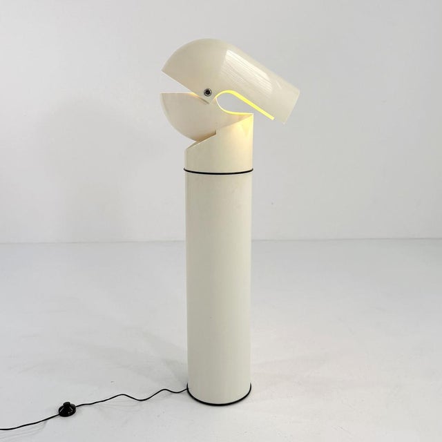 1970s Pileo Mezzo Floor Lamp by Gae Aulenti for Artemide, 1970s For Sale - Image 5 of 17