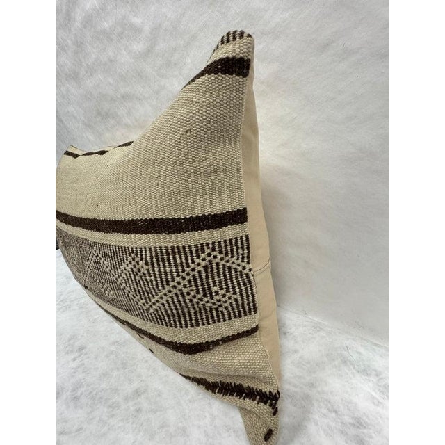 Contemporary Turkish Hemp Pillow Cushion Natural Beige Brown Pillow Cushion Cover 16" x 24" For Sale - Image 3 of 4