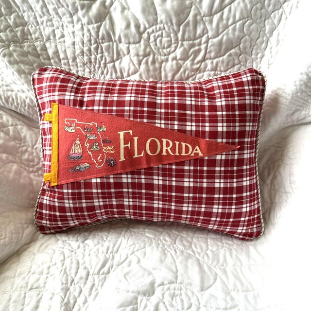 Description: Vintage Florida Felt Pennant from around the 1960s, or earlier. Date Unknown. New red plaid woven cotton...