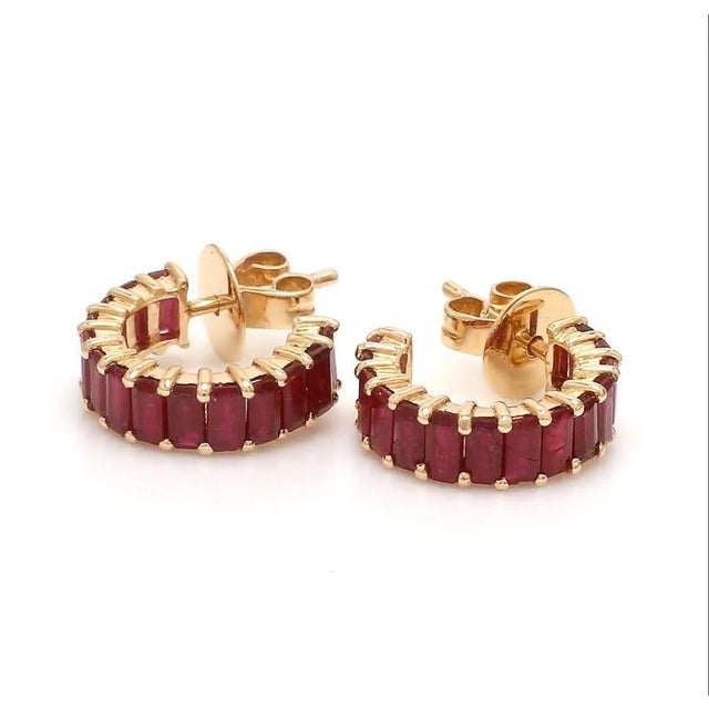 3.33 ct Natural ruby earring in 14k gold For Sale - Image 9 of 18