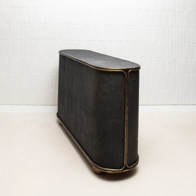 2020s Buffet in Black Shagreen With Bronze Patina Brass Detail by R&y Augousti For Sale - Image 5 of 9