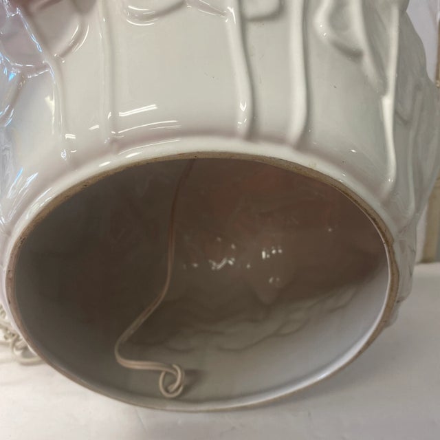 1970s White Ceramic Lamp With Kala Lily Detail For Sale In Miami - Image 6 of 8