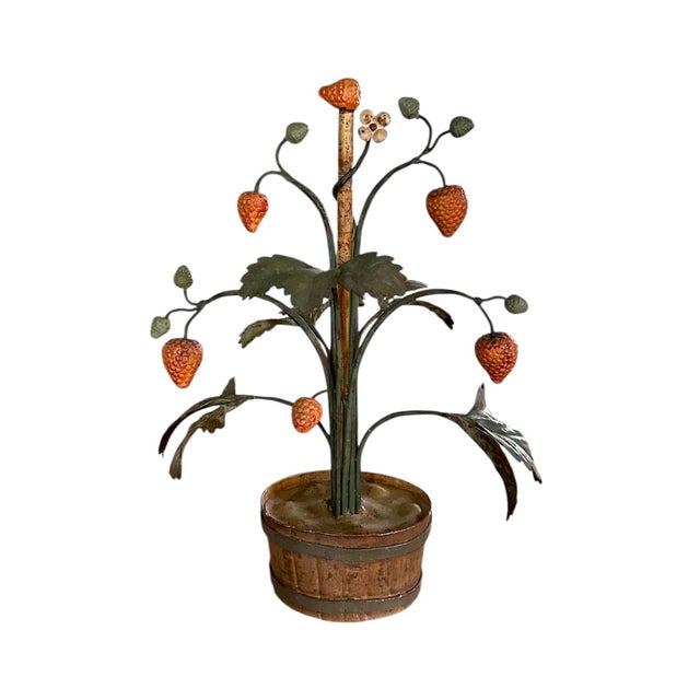 Vintage Italian Tole Peinte Potted Strawberry Plant Sculpture / Toleware Floral / Flower Arrangement, Made in Italy For Sale - Image 4 of 11