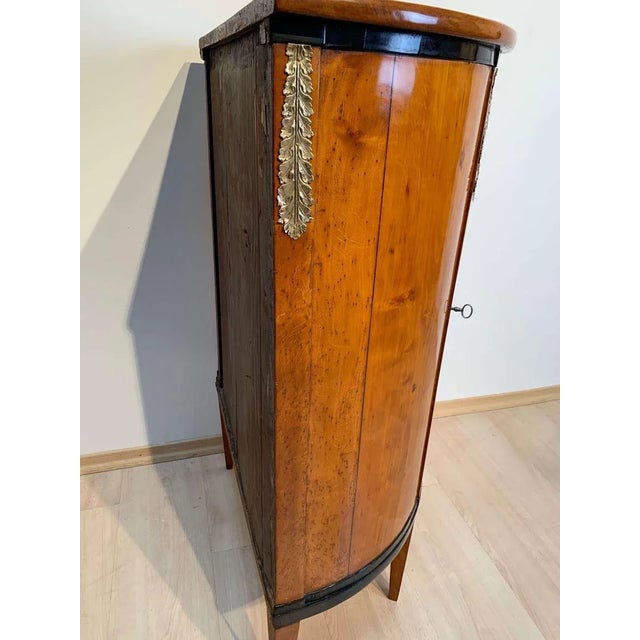 Black Biedermeier Demilune Half Cabinet in Cherrywood and Brass, France, 1810s For Sale - Image 8 of 18