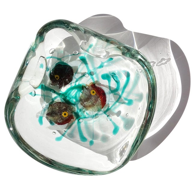 Beautiful vintage Murano hand blown 3 fish Italian art glass ashtray / bowl. The piece is attributed to the Seguso Dalla...