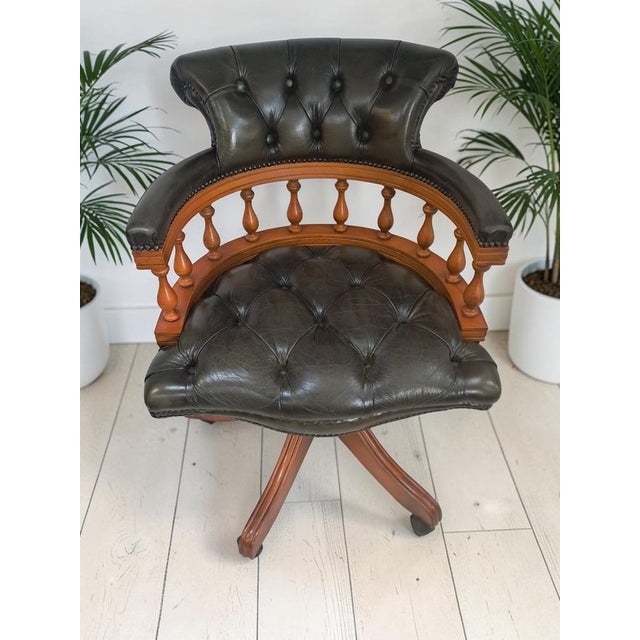 Vintage Chesterfield Chair in Green Leather, 1980s For Sale - Image 3 of 17