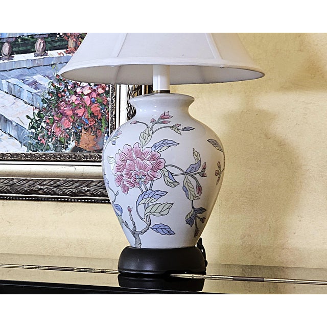 Vintage Chinoiserie Floral Porcelain Table Lamp With Hand-Painted Botanical Design For Sale - Image 11 of 18