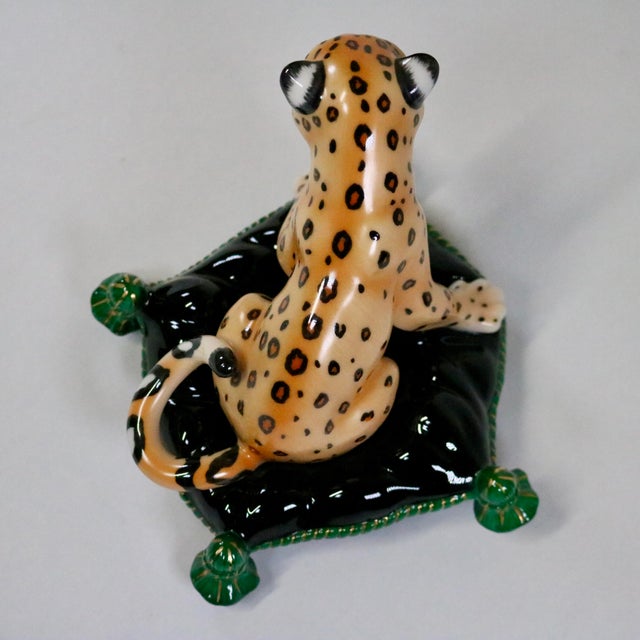 Realism 1989 Lynn Chase Jaguar Jungle Leopard Figurine For Sale - Image 3 of 9