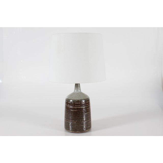 Mid-Century Modern Large Mid-Century Danish Ceramics Table Lamp with Brown Glaze and New Shade by Per Linnemann-Schmidt for Palshus, 1960s For Sale - Image 3 of 15