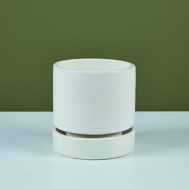 Architectural Pottery Pro/Artisan Off White Planter for Architectural Pottery For Sale - Image 4 of 12