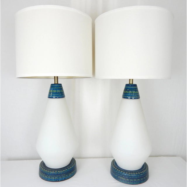 Mid-Century Modern Rimini Blu Bitossi Mid-Century Lamps, Pair For Sale - Image 3 of 12
