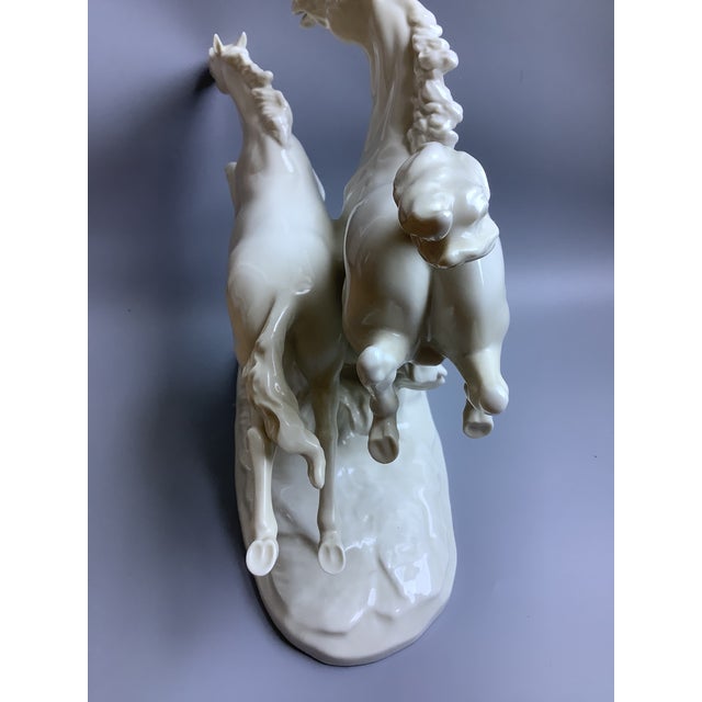 Vintage 60s Hutschenreuther Germany Porcelain Galloping Stallion Horses Lg Statue Sculpture For Sale - Image 10 of 14