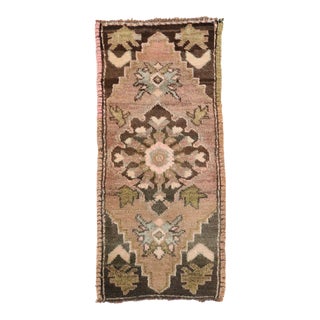 Vintage Turkish Yastik Rug - 01'03 X 02'08 For Sale
