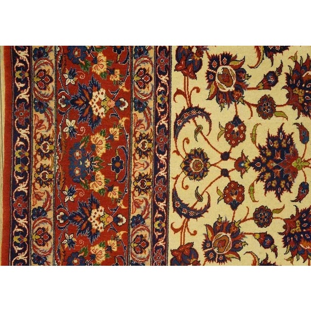 Mid 20th Century Persian Isfahan Carpet ( 5'1" x 7'11" - 155 x 240 ) A mid-20th-century Isfahan carpet from around 1950,...