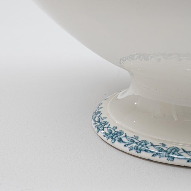 Mid 20th Century Belgian Special Edition Porcelain Tureen With Lid For Sale - Image 9 of 18