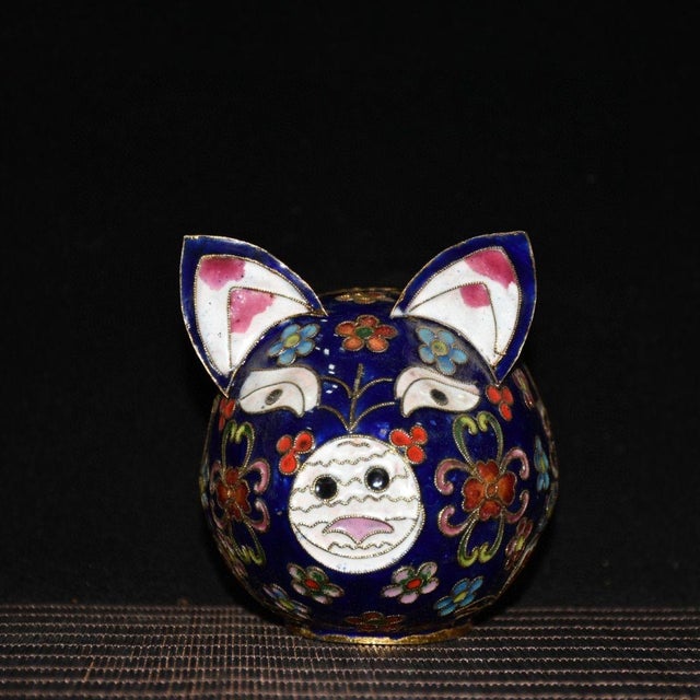 Handmade Cloisonne Pig Figurine, Deep Blue Ground Wire Inlaid Floral Motif, Chinoiserie Table Decor For Sale In Los Angeles - Image 6 of 9