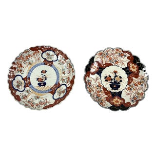 Imari Porcelain Dishes, Japan, 19th Century, Set of 2 For Sale