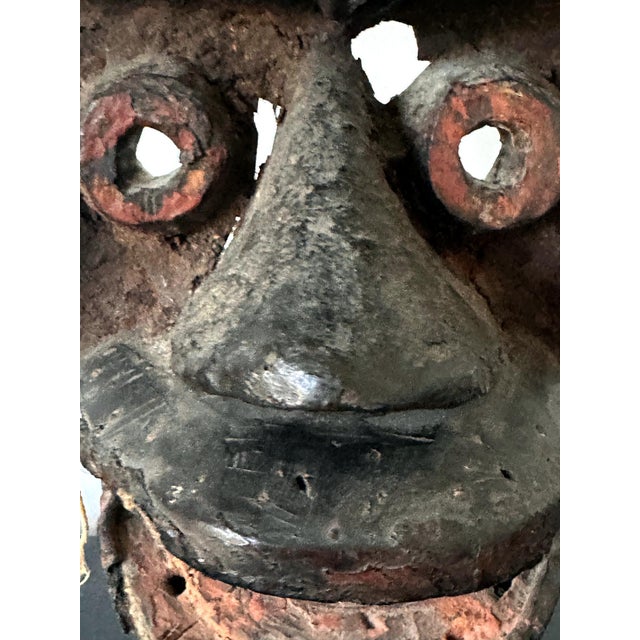 Guere Mask from Cote d'Ivoire Africa with Sotheby's Sticker For Sale - Image 13 of 17
