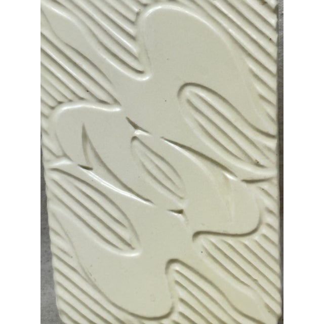 Vintage Red Wing Vase For Sale In New Orleans - Image 6 of 11