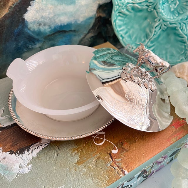 Antique Victorian Silverplate Butter Dish With Cow Finial and Milkglass Bowl For Sale In San Antonio - Image 6 of 10