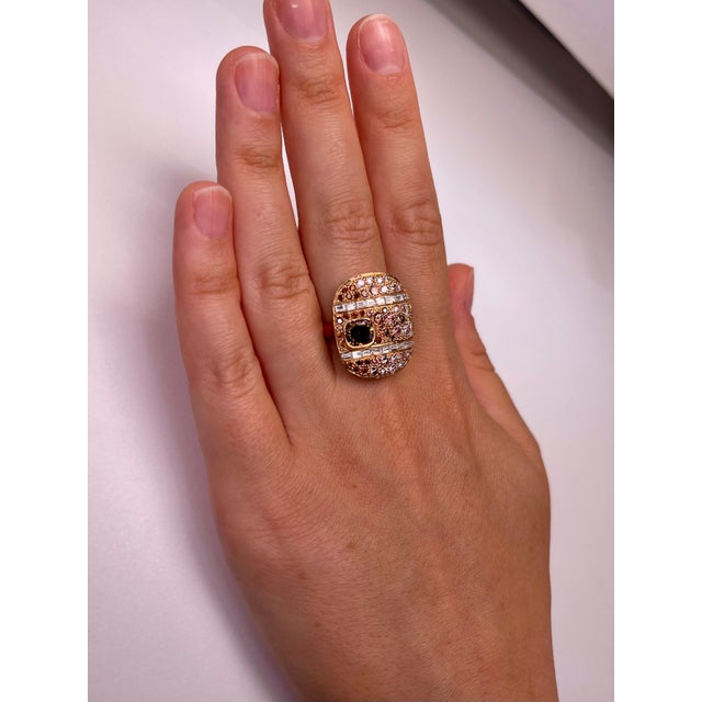 Wagner Cove Fancy Colored Diamonds Simon Ardem New York Fall Collection Ring, Size 6 For Sale - Image 4 of 5