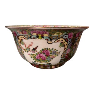 Antique Chinese Floral Bird Butterfly & Gilt Decorated Oriental Porcelain Bowl For Sale