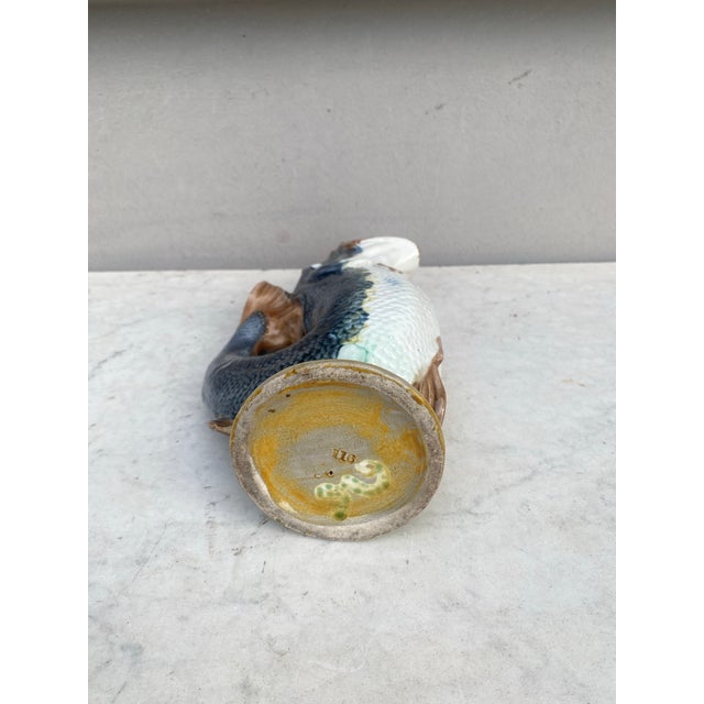 English Victorian Majolica Fish Pitcher Circa 1880 For Sale In Austin - Image 6 of 6