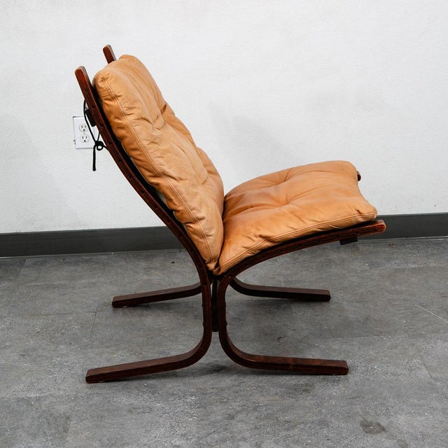Mid-Century Modern Mid Century Danish Modern Lounge Chair Tan Leather Attributed to Ingmar Relling Westnofa MCM For Sale - Image 3 of 12
