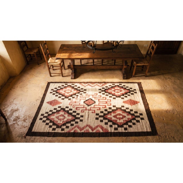 Ivory 1930s Ivory Diamond Tribal Antique American Navajo Rug 3'5" X 4'5" Flatweave Wool Carpet For Sale - Image 8 of 9
