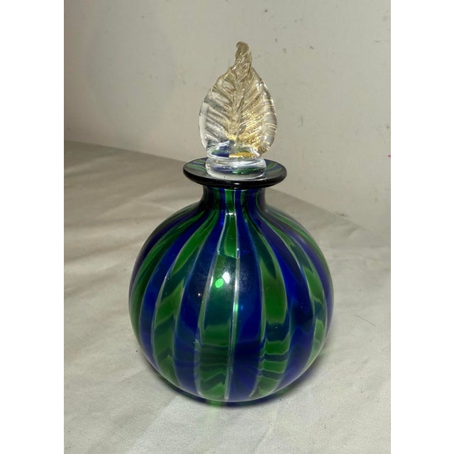 1950s Vintage Hand Blown Italian Murano Green Blue Gold Glass Scent Perfume Bottle Jar For Sale - Image 5 of 11