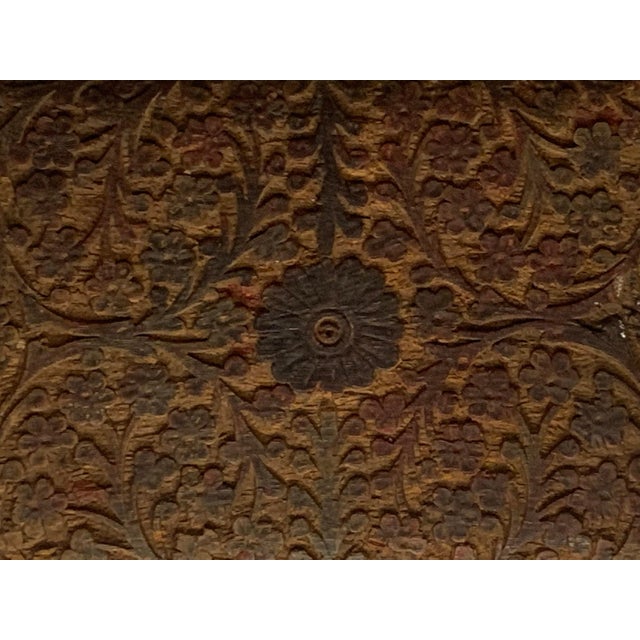 English Early 20th Century Folk Art Anglo-Indian Sheesham Box: Hand-Carved Arabesque Floral Design For Sale - Image 3 of 10