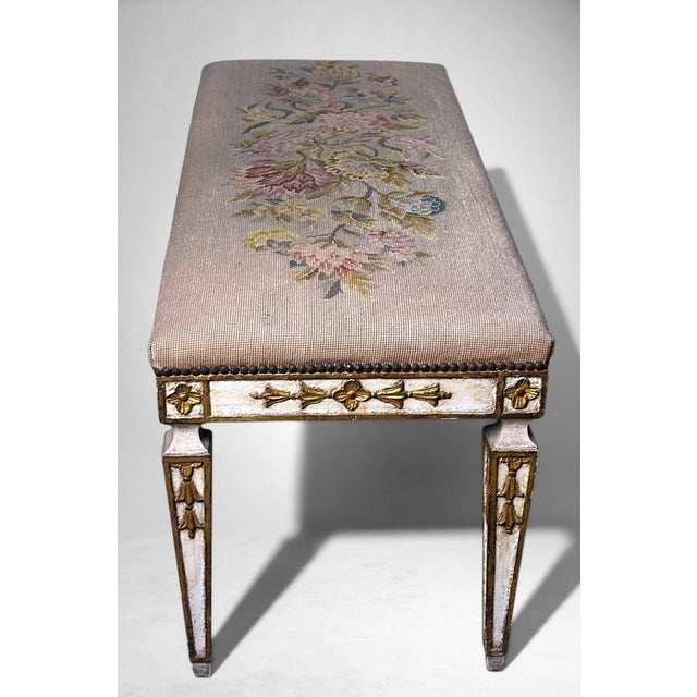Early 20th Century French Louis XVI Style Lacquered Wood Settee With Needlepoint Upholstery For Sale - Image 6 of 18