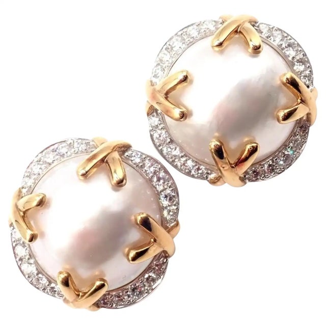 Verdura Verdura Vintage Diamond Mabe Pearl Yellow Gold & Platinum Large Earrings, Pair For Sale - Image 4 of 13