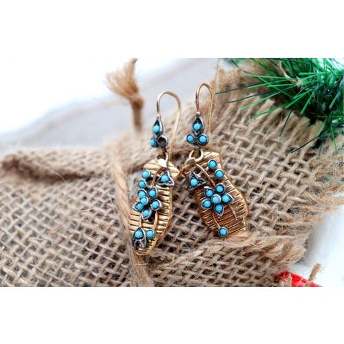 Gold Earrings with Reliefs, Set of 2 For Sale - Image 5 of 9