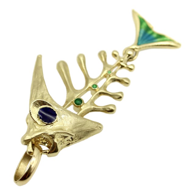 1960s 18k Gold Articulated Fishbone Skeleton Pendant With Enamel by UnoAErre For Sale
