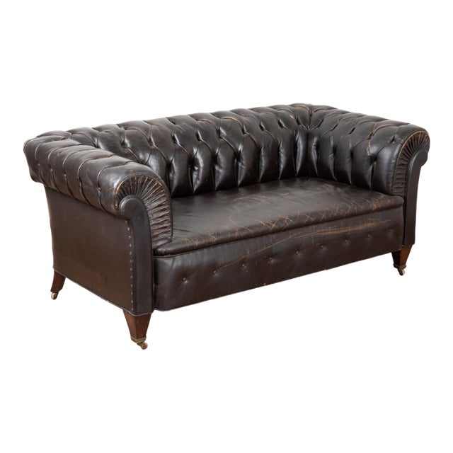 20th Century Vintage Leather Chesterfield Sofa For Sale
