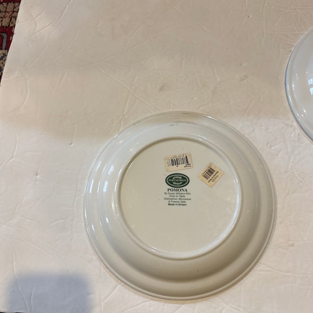 1990s 1990s Pomona Portmerion Dinner Plate and Pomona Portmerion Dessert Plates- Set of 3 For Sale - Image 5 of 5
