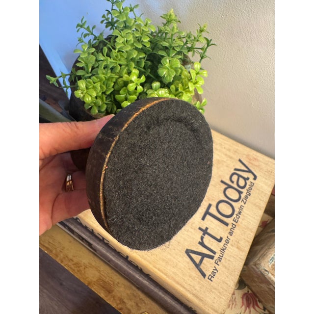 Vintage Italian Tole Hyacinth Sculpture – Hand-Painted Pink Metal Botanical Decor, Hollywood Regency Style For Sale - Image 9 of 11