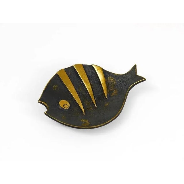 1950s Mid-Century Brass Fish Ashtray attributed to Walter Bosse for Hertha Baller, Austria, 1950s For Sale - Image 5 of 11