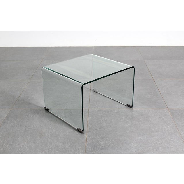 Mid-Century Modern Fiam Style Curved Glass Coffee Table, 1970 For Sale - Image 9 of 18