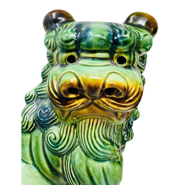 Grandmillennial 12” Mid-Century Japanese Shishi Foo Dogs in Vivid Sancai Glaze - Pair For Sale In Tampa - Image 6 of 18