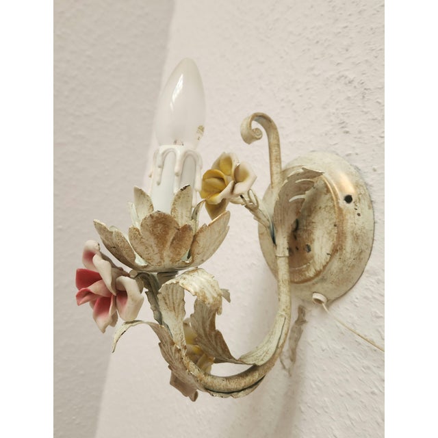 Vintage Handmade Hand-Forged Toleware Ceiling Lamp and Wall Lamps with Porcelain Flowers and Roses, 1950s, Set of 4 For Sale - Image 15 of 18