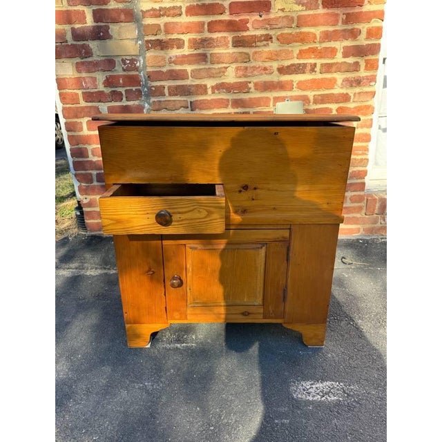 Wood Antique Early American Rustic Style Dry Sink Blanket Chest For Sale - Image 7 of 16