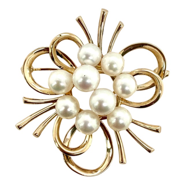 14k Gold Mikimoto Akoya Pearl Brooch Circa 1960 For Sale