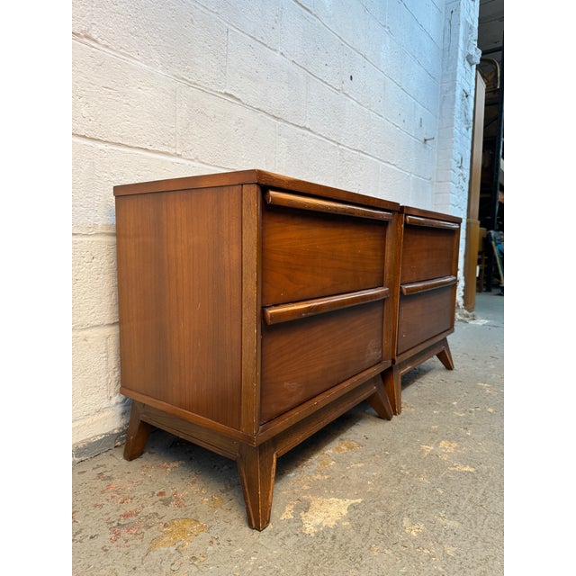 Mid 20th Century Mid-Century "Distinction" Walnut Night-Stands by Unagusta, Pair For Sale - Image 5 of 17