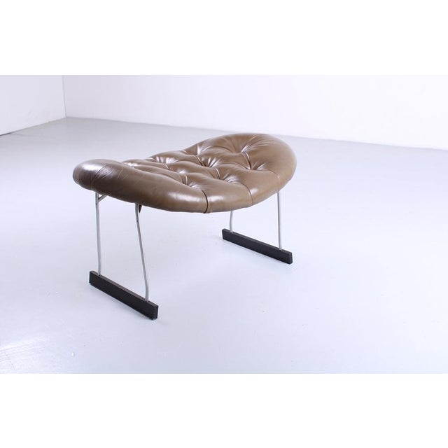 Black F592 Leather Hocker Ottoman by Geoffrey Harcourt for Artifort, 1960s For Sale - Image 8 of 17