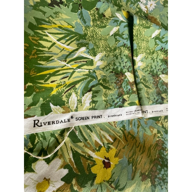 Textile 5 Yds VTG MCM Riverdale Screenprint Floral Cotton Fabric '76. Green, White, For Sale - Image 7 of 8