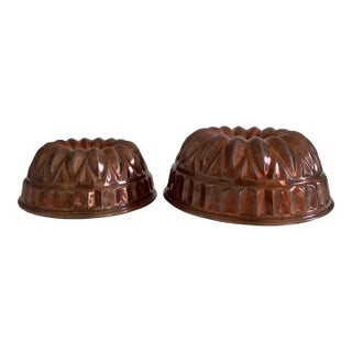 Wagner West Germany Bundt Pans – Set of 2 – Copper Bakeware - Mid 20th Century For Sale