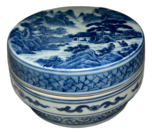 Circa 1930s Chinese Republic Blue and White Porcelain Powder Box Yongzheng Mark